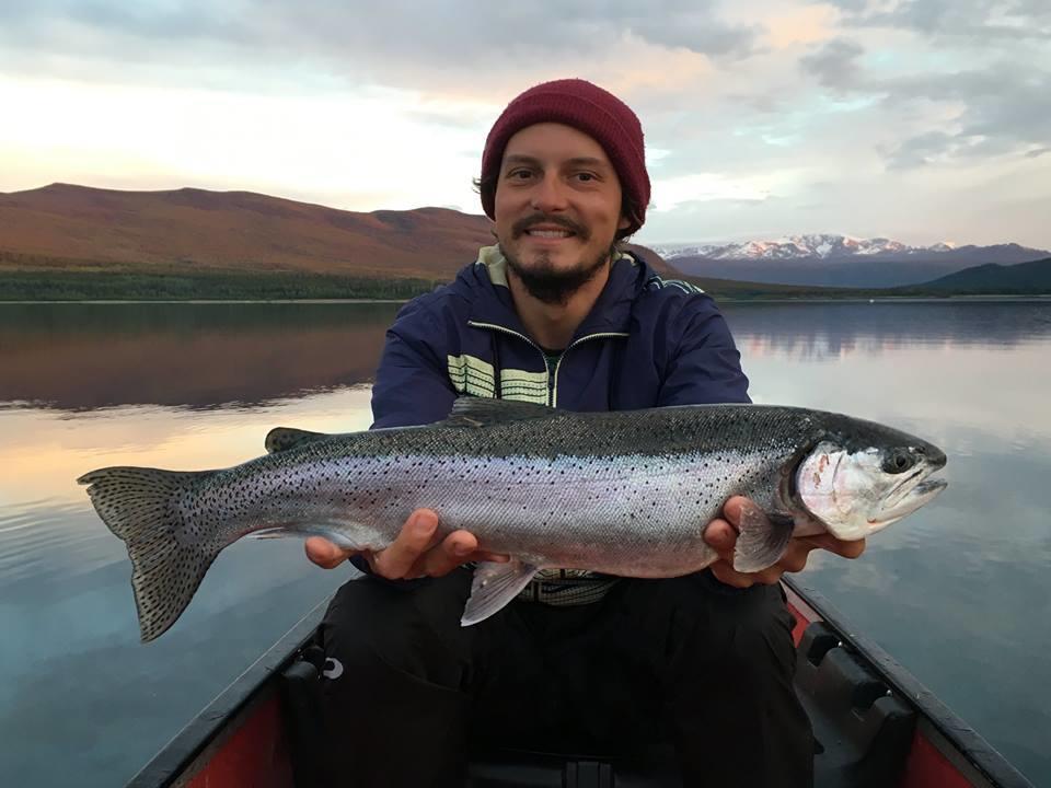 Eagle Bear Lodge Tatla Lake Exterior foto