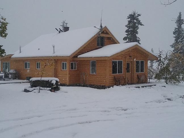 Eagle Bear Lodge Tatla Lake Exterior foto