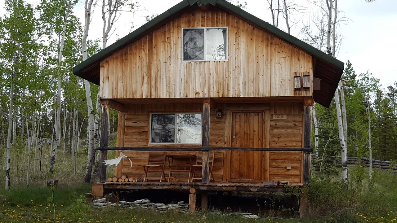 Eagle Bear Lodge Tatla Lake Exterior foto